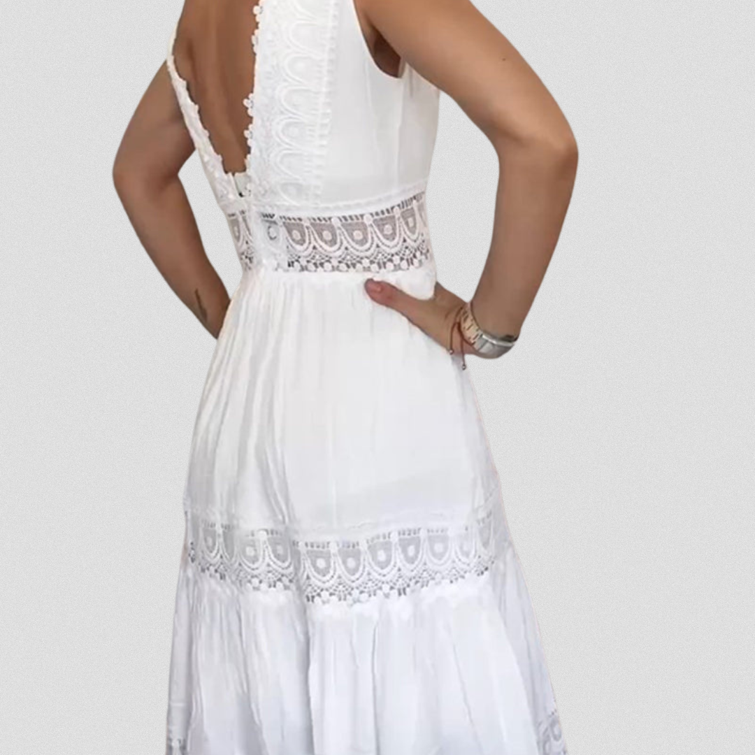 Renate | Spitzenkleid mit romantischem Flair
