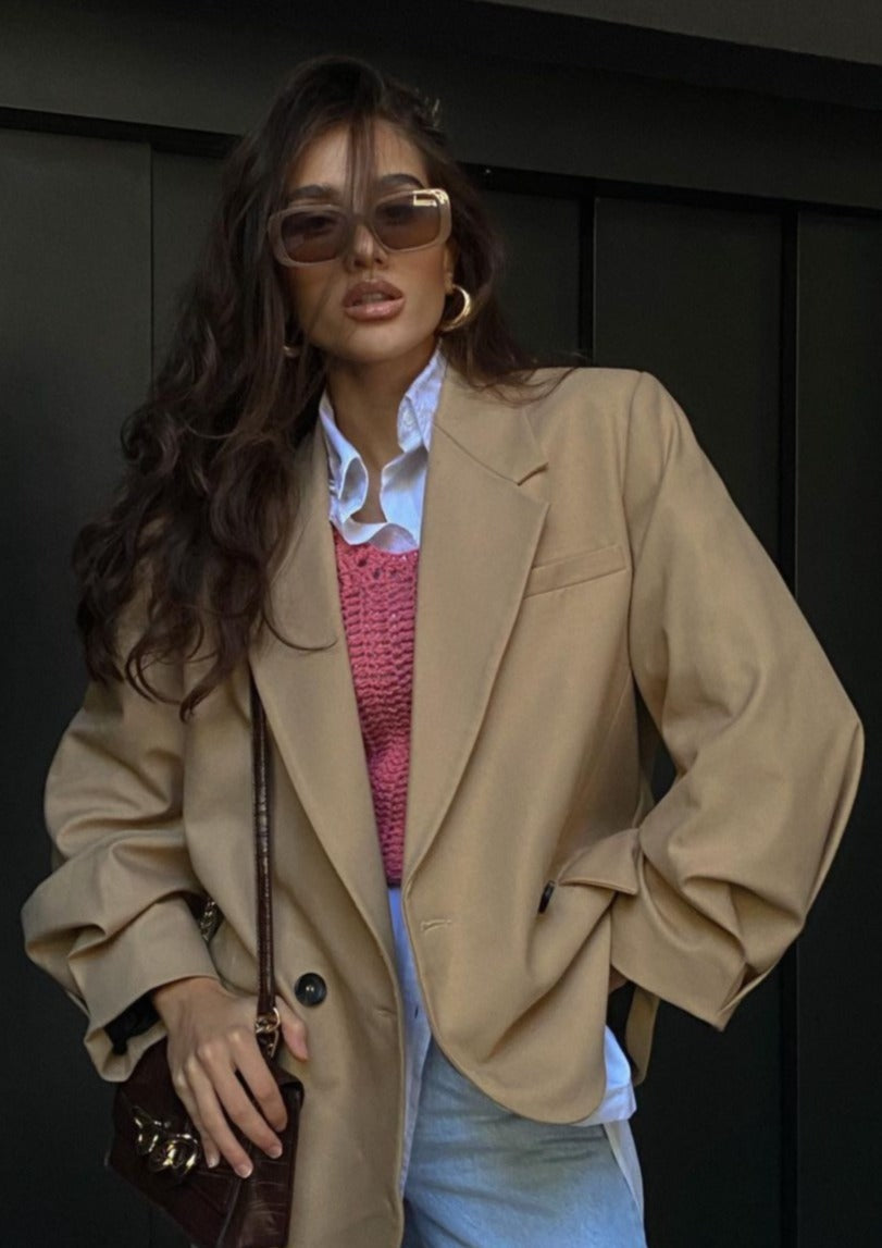Neri | Sonnenbrille mit quadratischem und rundem Rahmen