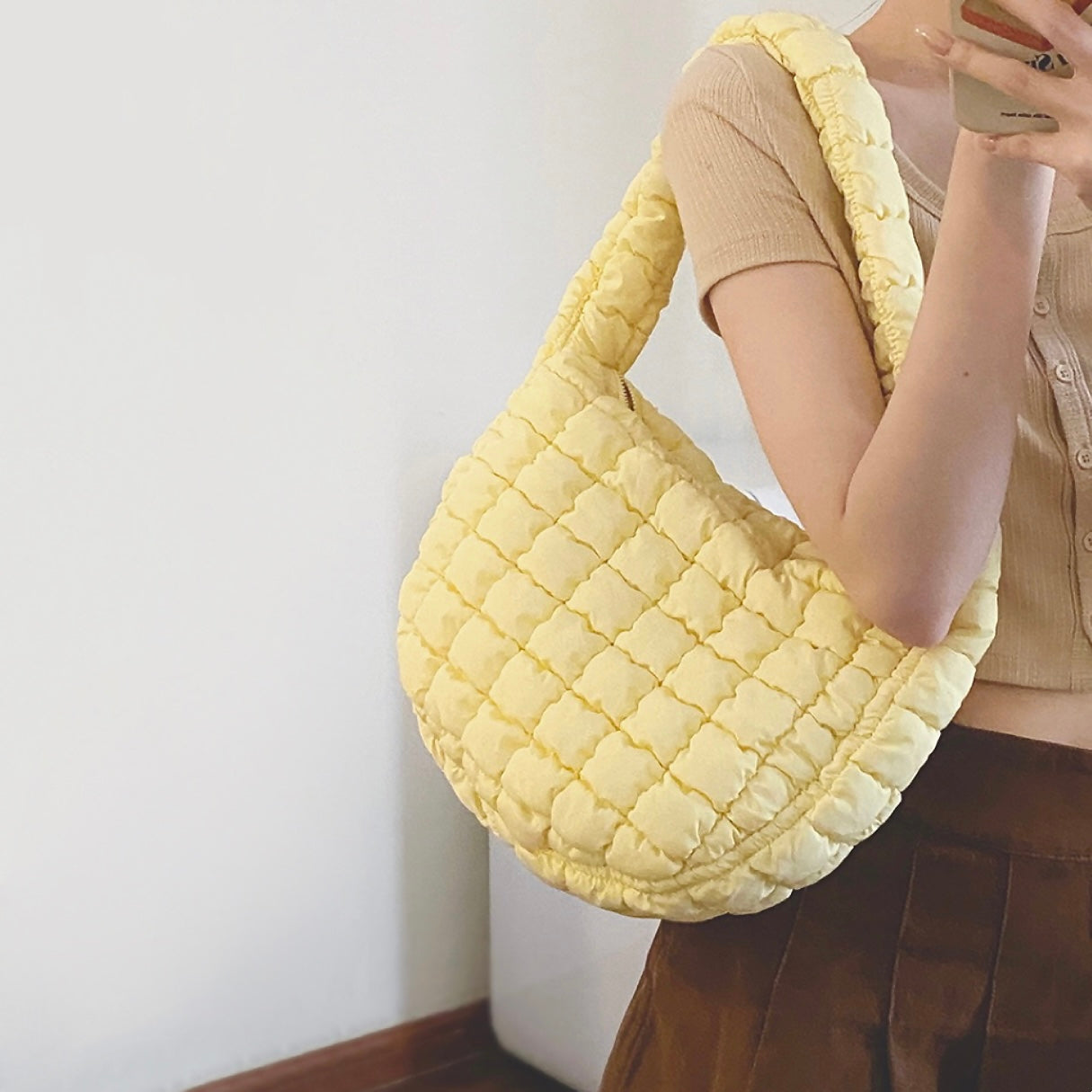 Blythe | Plissierte Umhängetasche