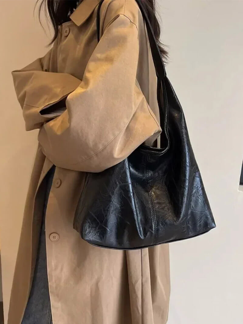 Clara | Minimalistische Leder-Schultertasche