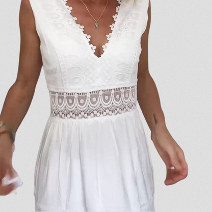 Renate | Spitzenkleid mit romantischem Flair